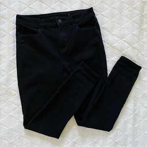 American Eagle High Waisted Stretch Skinny Jeans